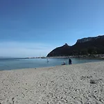 B&Beach Cagliari Guest House